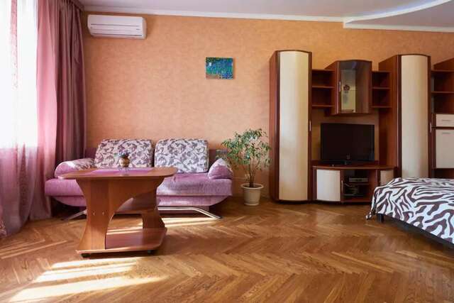 Апартаменты Home-Hotel Apartments on Maidan Nezalezhnosti Square Киев-38